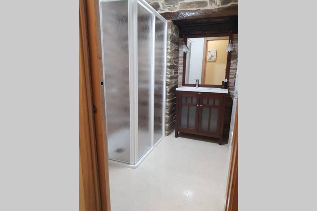 Apartamento Con Vistas Al Rio A Solaina Samos Luaran gambar